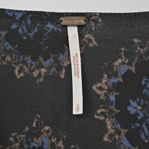 FREE PEOPLE‎ Womens Cowling Around Top Size S Midnight Romantic Bohemian Hippie - Picture 4 of 13